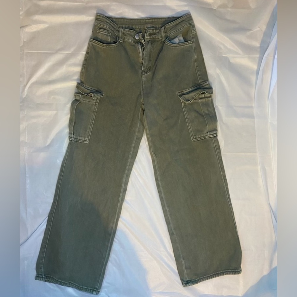light green cargos